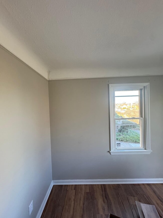 Photo - 6707 Laverne Ave