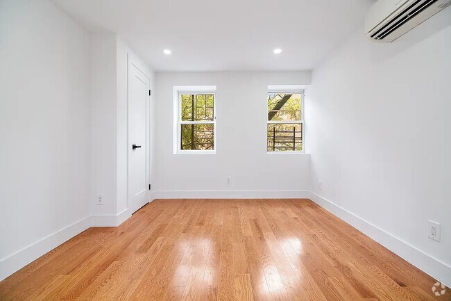 Building Photo - 457 Park Pl Unit 1S Rental