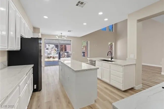 Photo - 9272 W Viking Rd