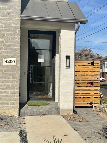 Photo - 4200 University Blvd