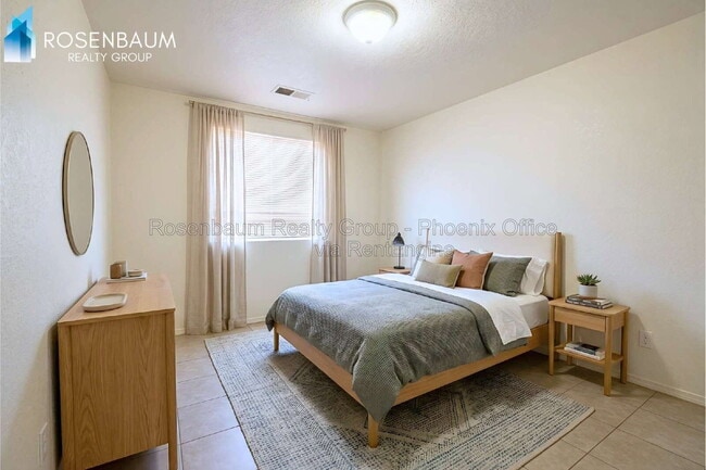 Photo - 1702 W Shangri La Rd Unit 3