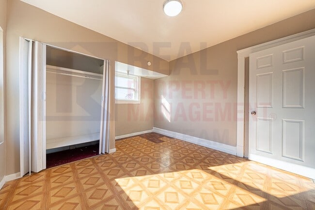 Photo - 4242 Mapledale Ave Unit #2