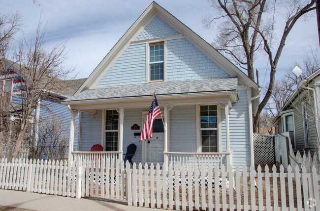 Building Photo - 2318 W Pikes Peak Ave Rental