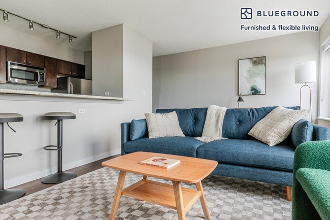 Photo - 121 W Chestnut St Unidad FL32-ID1292