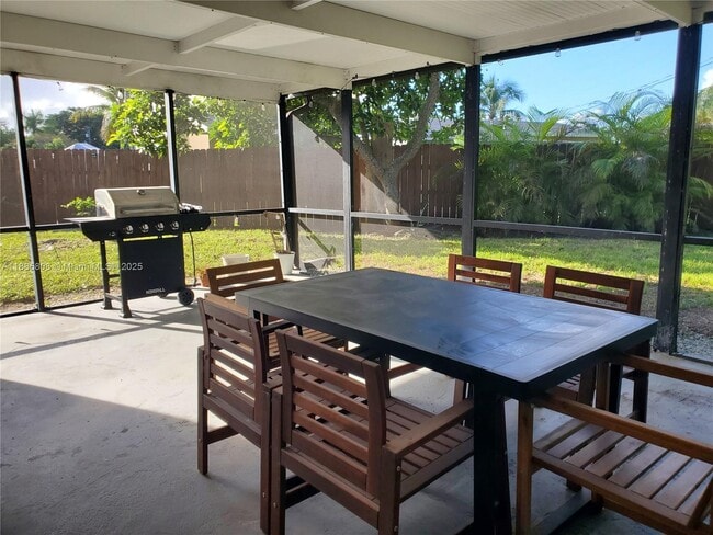 Photo - 9400 SW 180th St