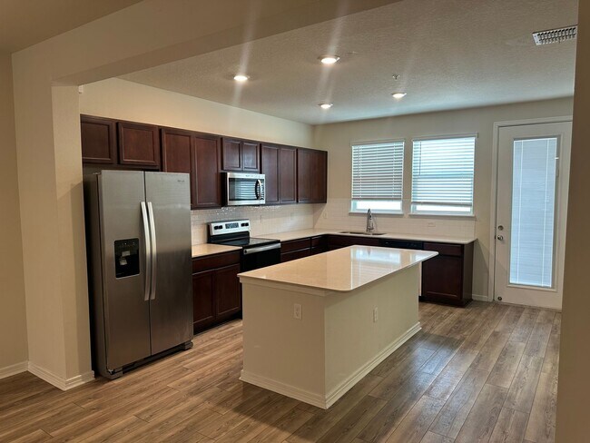 Photo - Isles of Lake Nona!! 3 Bedroom 2.5 Bathroom End Unit Townhome