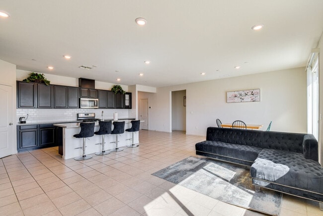Photo - 1442 Copperfield Ave Unidad SI ID1546322P
