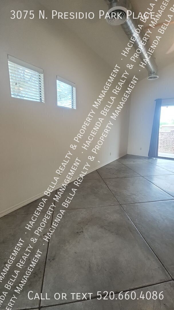 Photo - 3075 N Presidio Park Pl