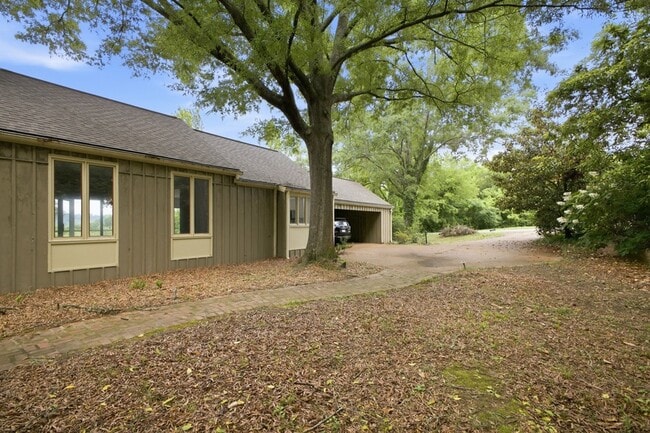 Photo - 5612 Stanford Ct