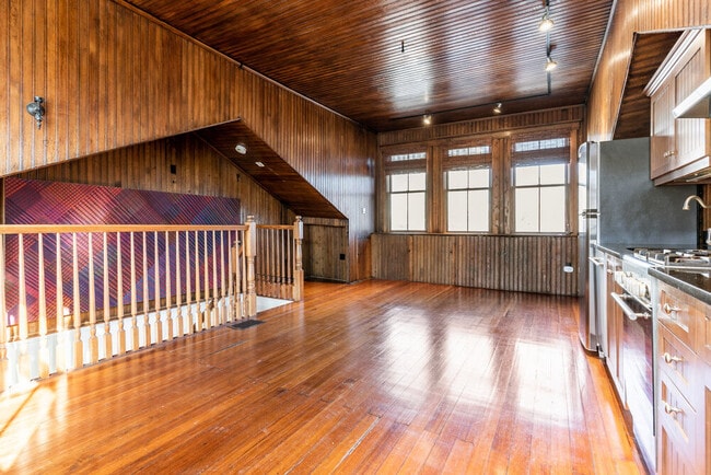 Photo - 1609 Tremont St Unidad #3