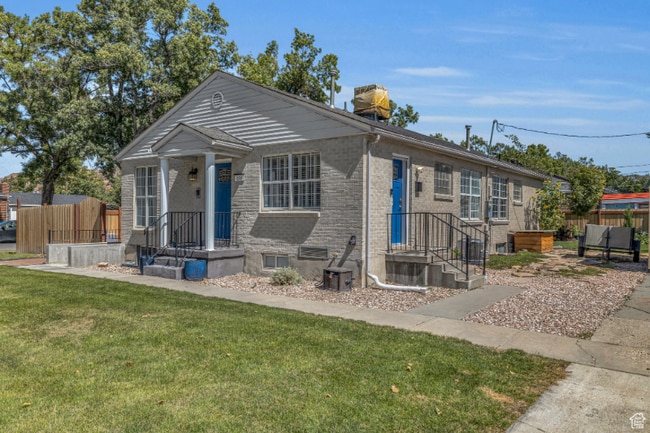 Photo - 676 N 1200 W