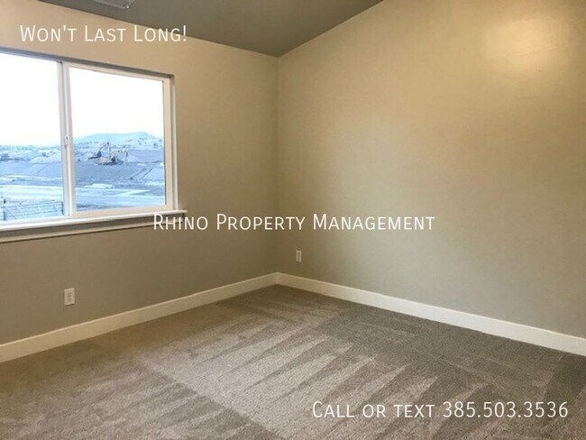 Photo - 249 Eaglewood Dr