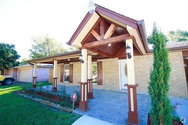 Building Photo - 4523 Donalbain Dr Rental