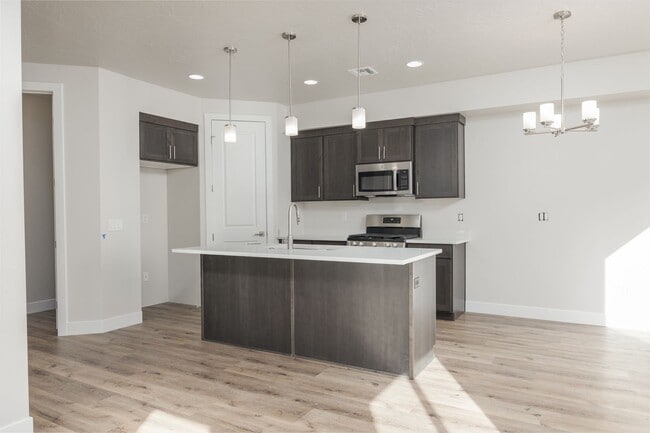 Building Photo - 2027 W 380 S