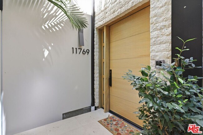 Photo - 11769 Bellagio Rd