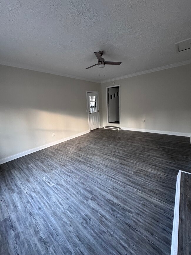 Photo - 4426 S Creek Dr