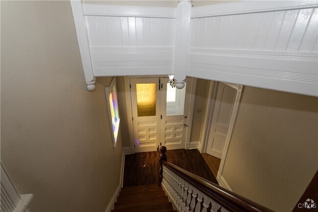 Building Photo - 29 Canton St Rental