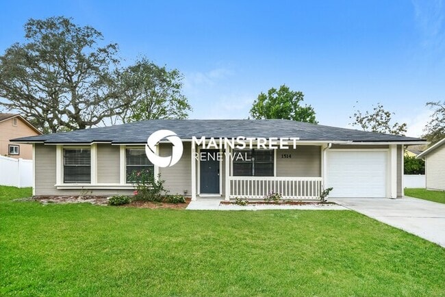 Building Photo - 3 Bedroom Pet-Friendly Home in OCOEE, FL with Main Street Renewal