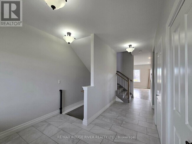 Photo - 64 Barley Trail