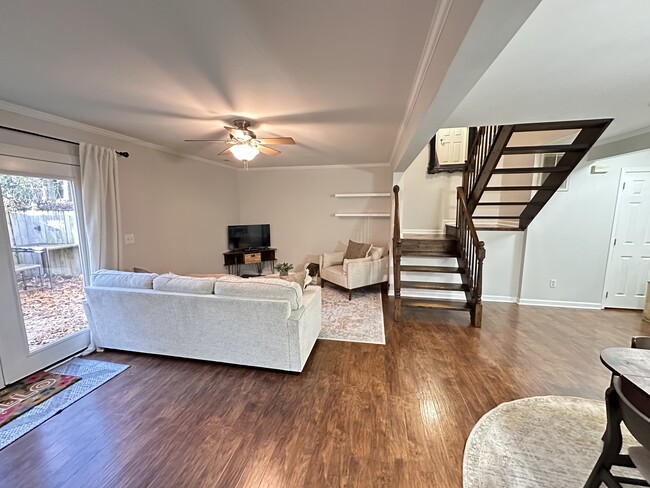 Photo - 1350 Maple Shade Lane