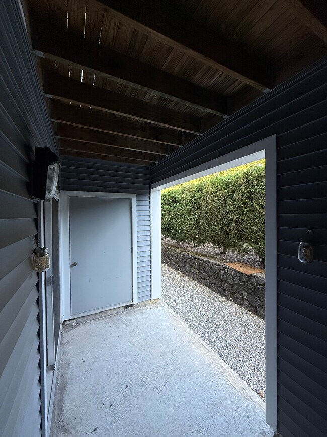 Photo - 1800 Douglas Ave Unidad 104