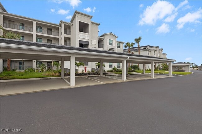 Building Photo - 15345 Grn Acrs Ave Unit 2127