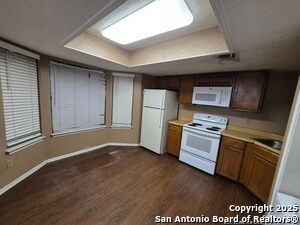 Photo - 6314 Cambridge Dr Unit 1