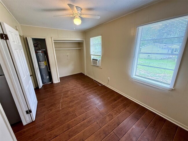 Photo - 519 McGuire Ln