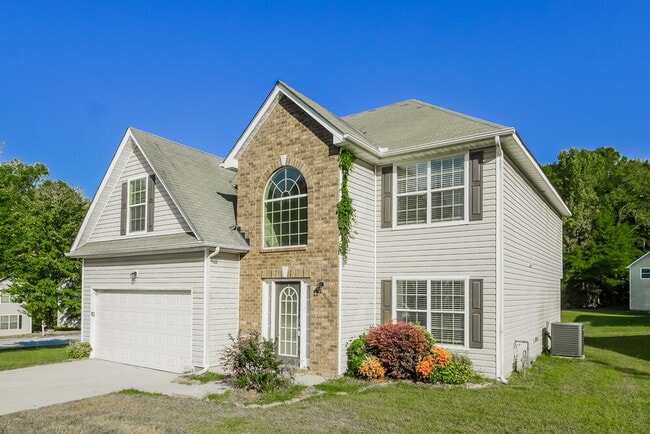 6938 Foxmoor Way