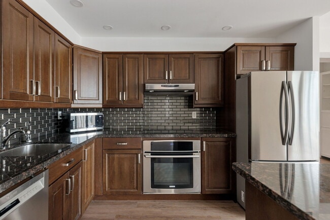 Photo - 33 Harbour Square Unit 2208