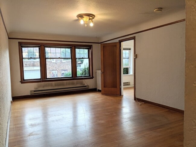 Photo - Charming Studio in U District Unit 201