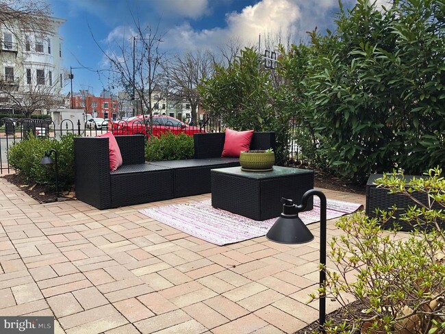 Photo - 1302 East Capitol St NE