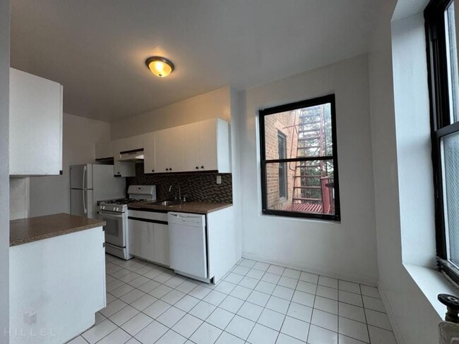 Photo - 1 bedroom in FLUSHING NY 11358 Unit 2AS