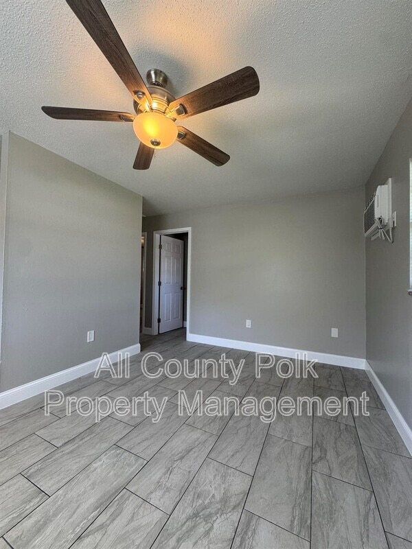 Photo - 1110 W Lime St