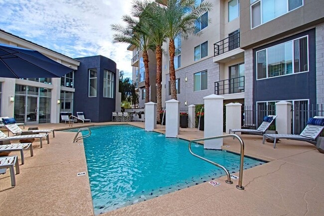 Photo - Ninety Degrees