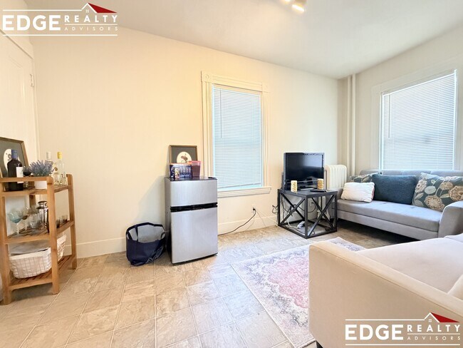 Photo - 28 Winship St