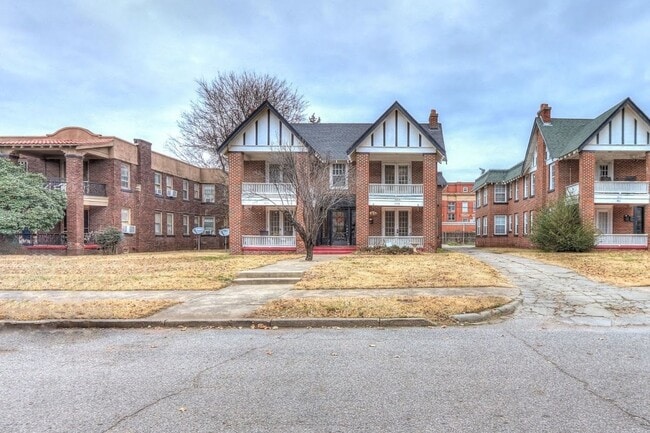 Photo - 1413 NW 17th St Casa