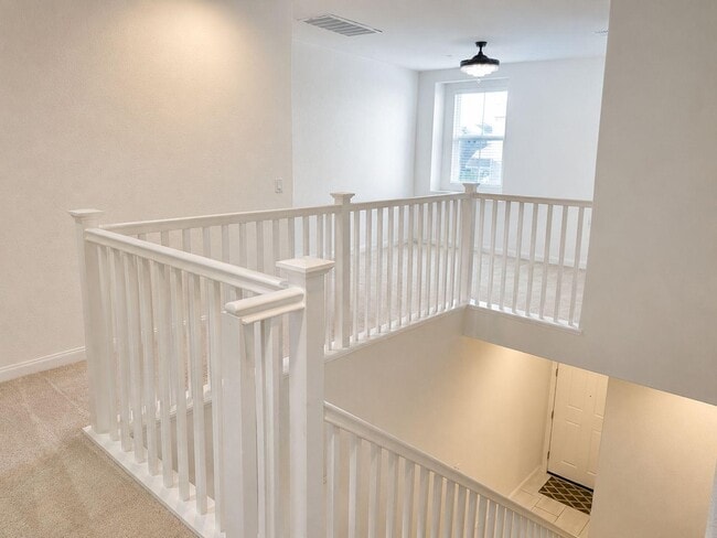 Photo - 1058 Sagittaria Cir