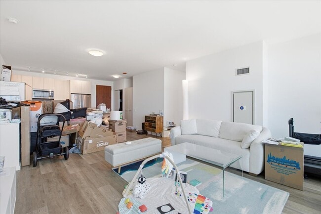 Photo - 220 E Illinois St Unit 4602