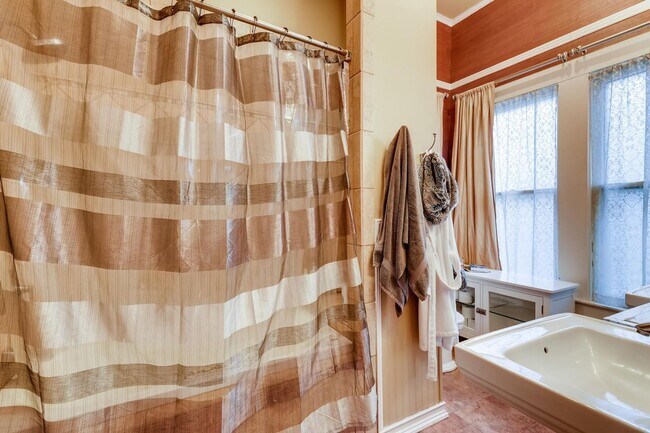 Photo - Charming 2BR/2 Bath cottage style in Alamo...