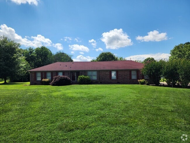 Building Photo - Hidden Gem Rental
