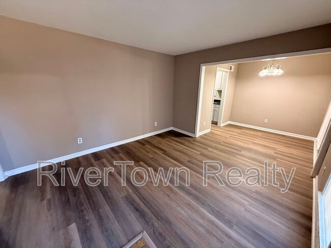 Photo - 4987 Scenicwood Cove