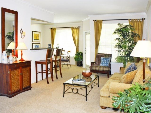Photo - 2000 S Lakeline Blvd Unidad 1637