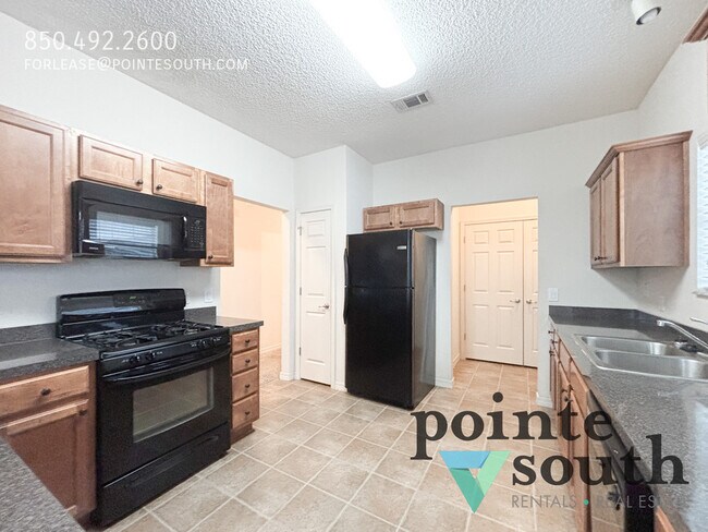 Photo - 12953 Churchill Dr