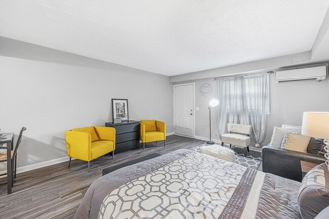 Regency Park Apartments