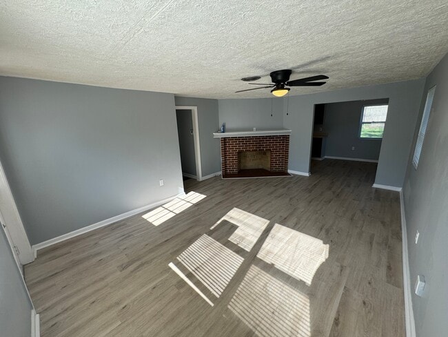 Photo - 398 N Columbus St