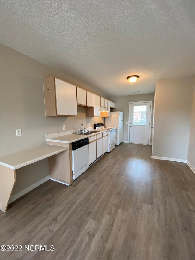 Photo - 115 N Wheeless Dr Unit N