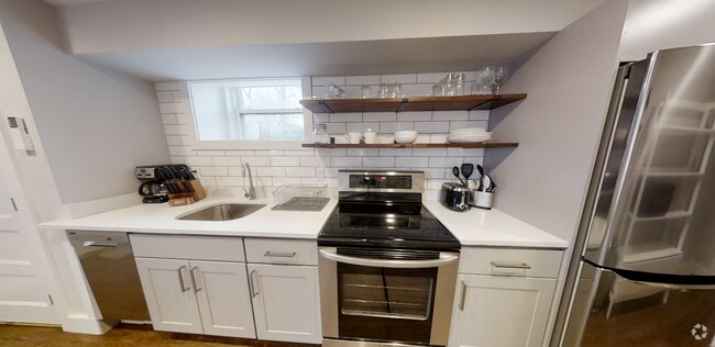 Building Photo - 65 Beech Glen St Unit S Rental