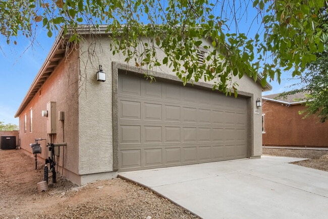 Photo - 5093 E Kittentails Dr