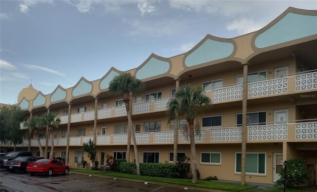 Building Photo - 2467 Finlandia Ln Unit 27 Rental